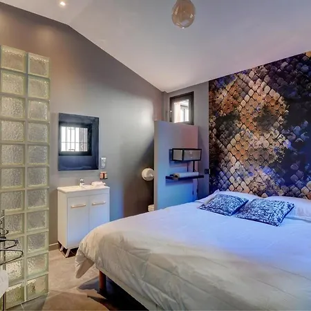 Superbe Loft Industriel 3 Pieces, Classe 4 Etoiles, Proche Palais Des Festivals Apartment